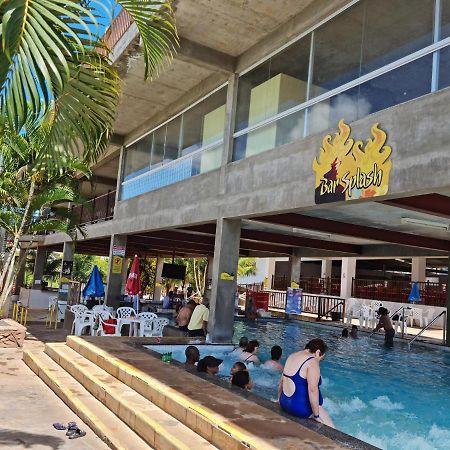 Piazza Splash Acquapark Vacation Caldas Novas Exterior photo